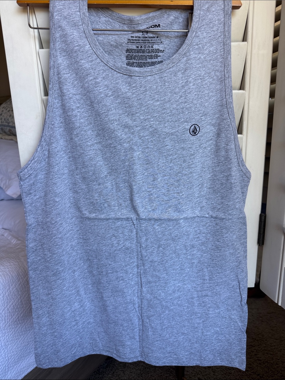 NWOT Volcom tank small